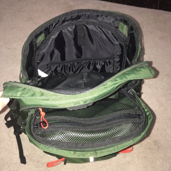 pine hollow daypack